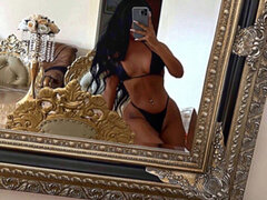 Morenita222